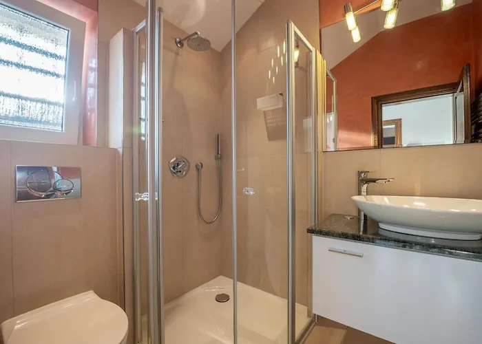 Suzanne By Interhome Banjole